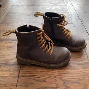 Kids doc martens
